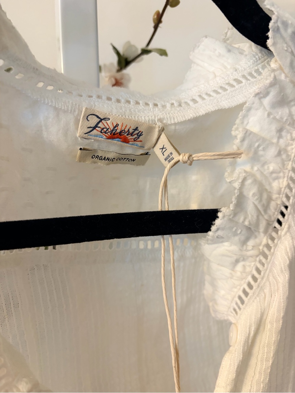 Faherty White Ruffle V-Neck Button-Front Blouse - Picture 5 of 6